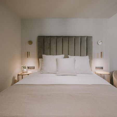 Sanrocco Suites -Corfu Town Luxury Apartments ภายนอก รูปภาพ