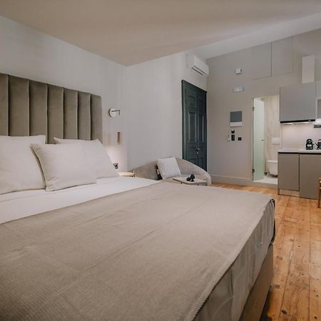 Sanrocco Suites -Corfu Town Luxury Apartments ภายนอก รูปภาพ