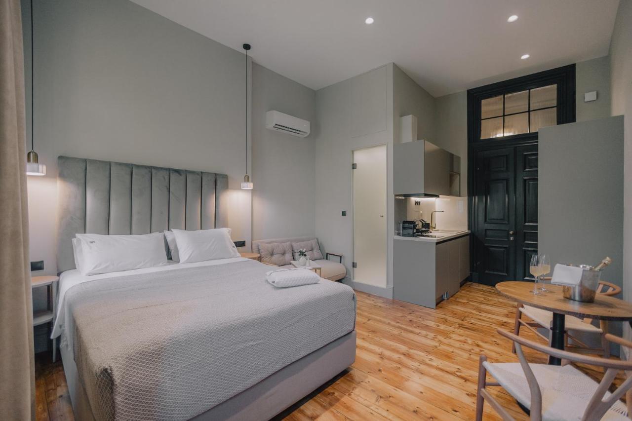 Sanrocco Suites -Corfu Town Luxury Apartments ภายนอก รูปภาพ