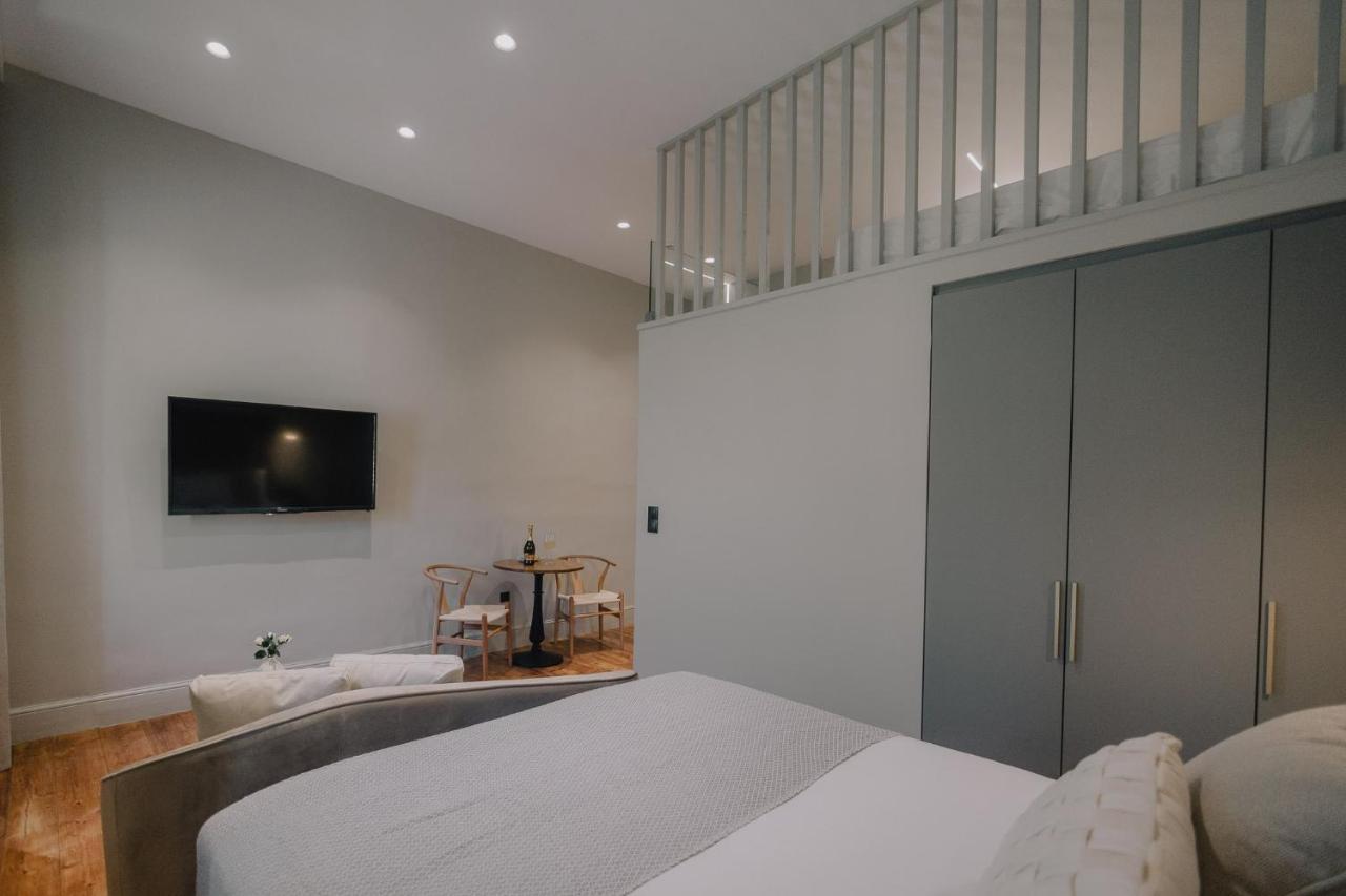 Sanrocco Suites -Corfu Town Luxury Apartments ภายนอก รูปภาพ