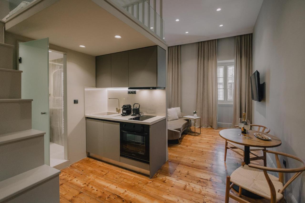 Sanrocco Suites -Corfu Town Luxury Apartments ภายนอก รูปภาพ