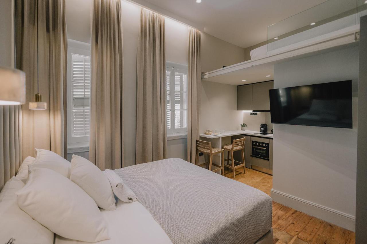 Sanrocco Suites -Corfu Town Luxury Apartments ภายนอก รูปภาพ