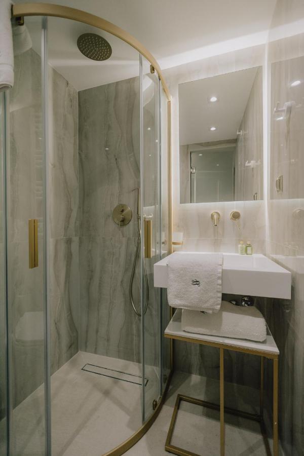 Sanrocco Suites -Corfu Town Luxury Apartments ภายนอก รูปภาพ