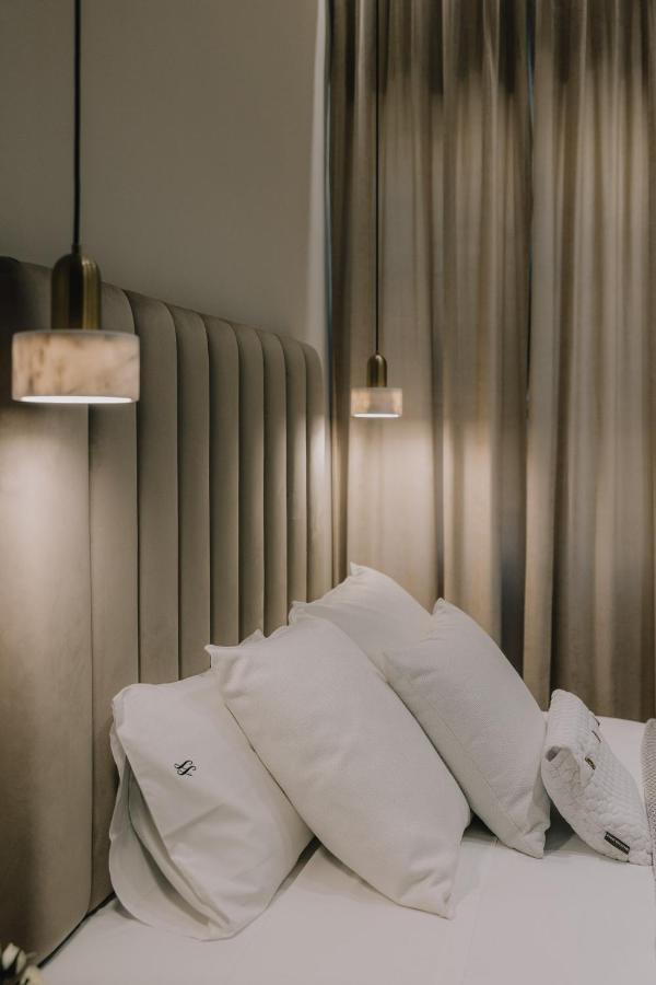 Sanrocco Suites -Corfu Town Luxury Apartments ภายนอก รูปภาพ