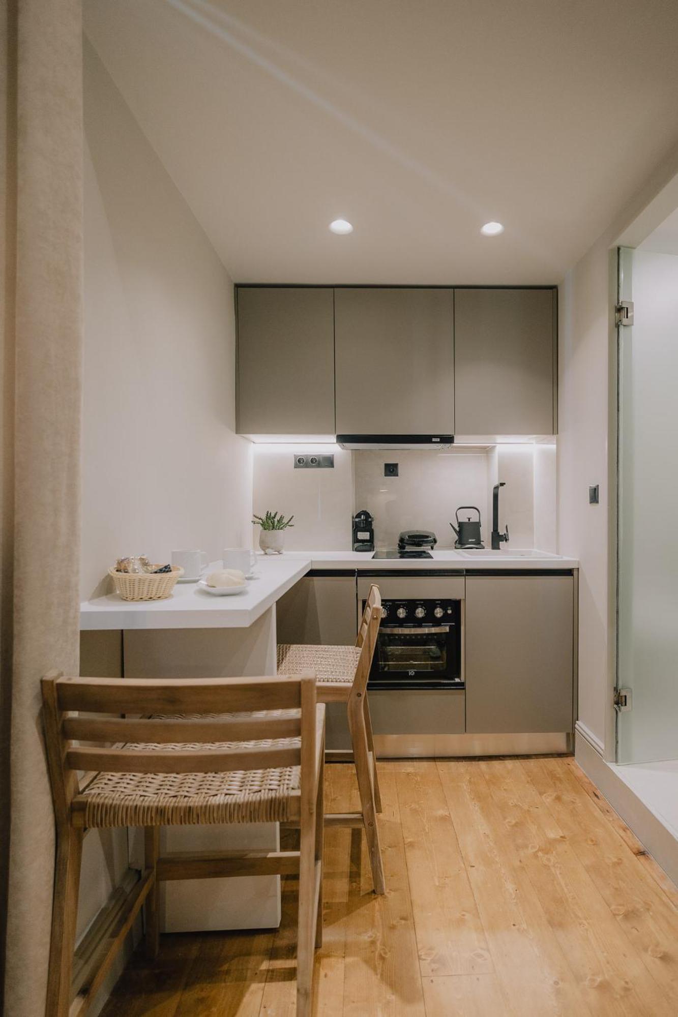 Sanrocco Suites -Corfu Town Luxury Apartments ภายนอก รูปภาพ